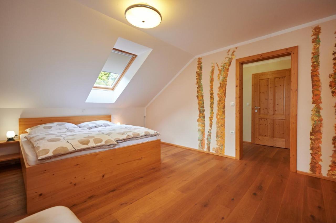 Guest House Hisa Sonca Luce Exterior photo